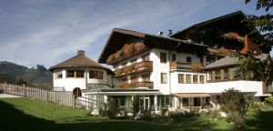 Stellenangebote HOTEL BERGROSE, strobl